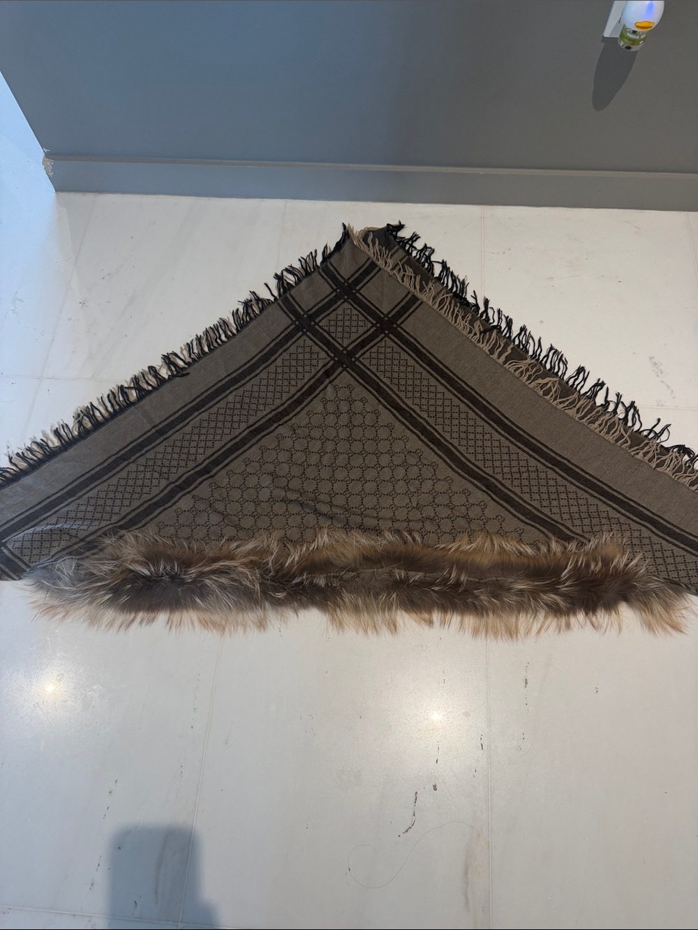 Gucci Fox fur trimmed GG logo scarf